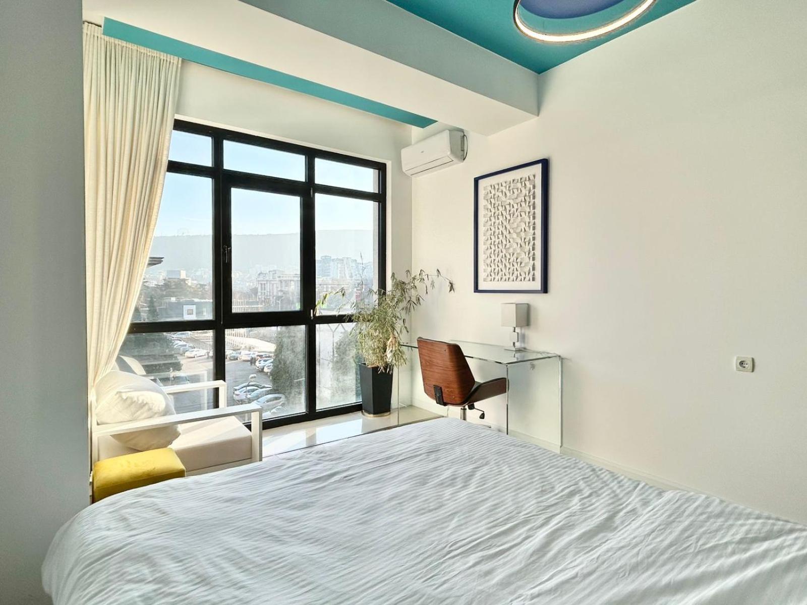 City Center - Next To Holiday Inn -2Br Apartment Tbilisi Eksteriør bilde
