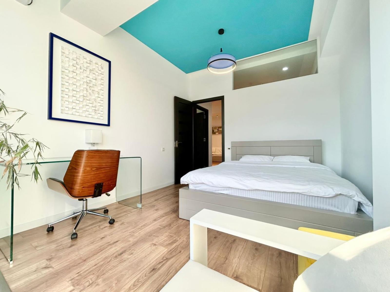 City Center - Next To Holiday Inn -2Br Apartment Tbilisi Eksteriør bilde