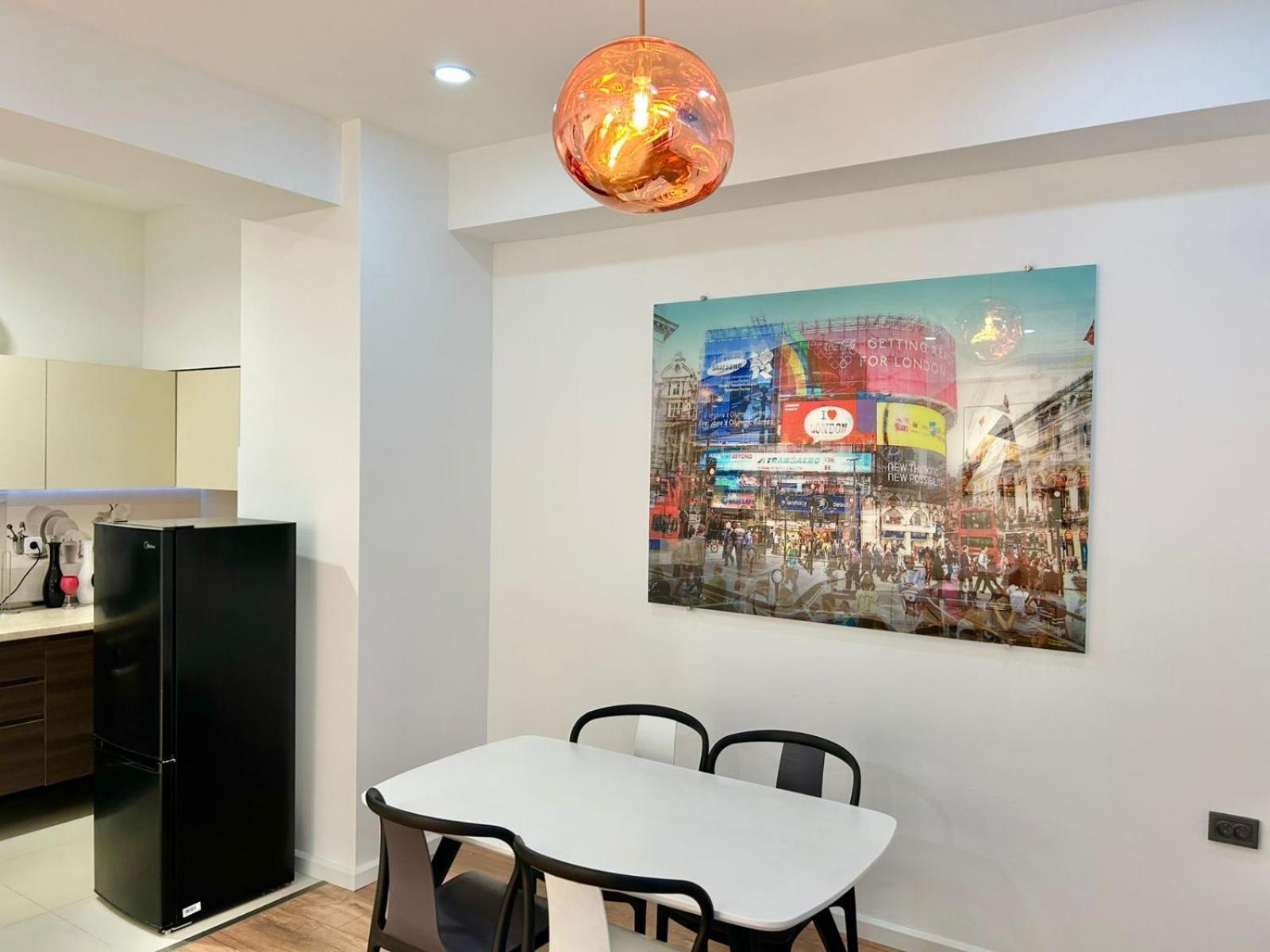 City Center - Next To Holiday Inn -2Br Apartment Tbilisi Eksteriør bilde